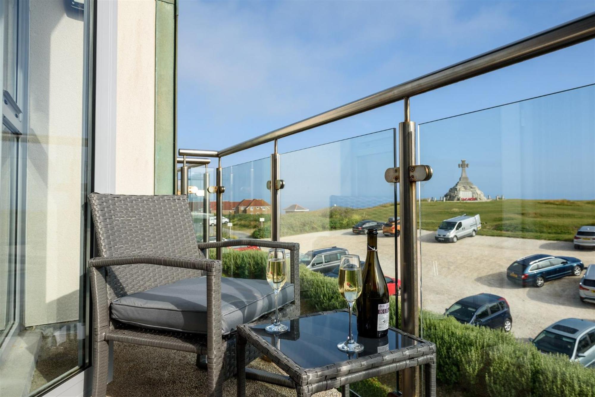 The Penthouse, 48 Zinc *